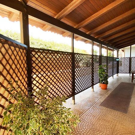 La Rotonda - Casa Vacanze Джовинаццо Экстерьер фото